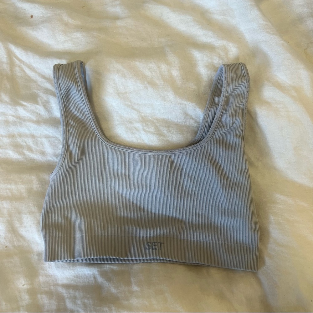 Set Active Box Cut Bra in size S/M